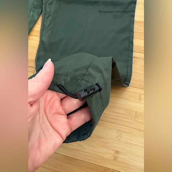 Noisy May Droplets cargo trousers in Green - - Picture 6 of 8